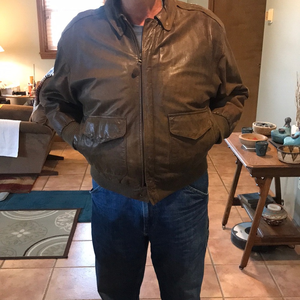 Mens large leather jacket.